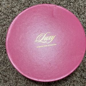 BRAND NEW LUXY HAIR CLIP IN EXTENSIONS.